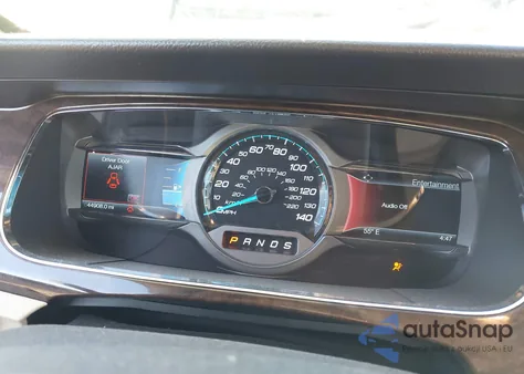 2015 Ford Taurus Limited z USA, uszkodzony, nr VIN 1FAHP2F80FG158528